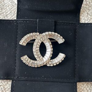 CHANEL Silver Crystal CC Logo Brooch with crystal stones
